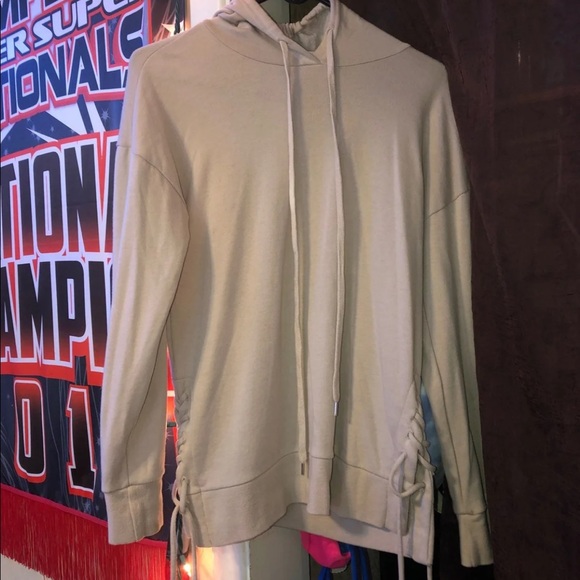 Full Tilt Hoodie - Picture 1 of 2
